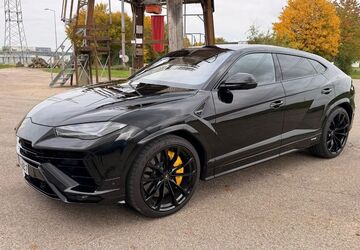 Lamborghini Urus 9.800 km 284.900 &euro; Ulm 89081