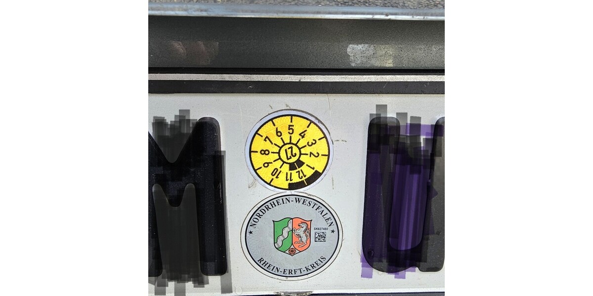 Mercedes-Benz E 220 570.072 km 2.990 &euro; Hürth 50354