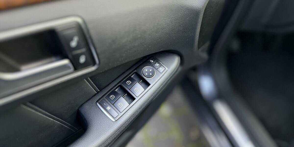 Mercedes-Benz E 350 d/ PANO / Kamera / Leder / Navi / EURO 6 100.000 km 22.290 &euro; Mönchengladbach 41066