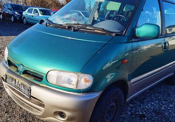 Nissan Serena 73.650 km 2.200 &euro; Taucha 04425