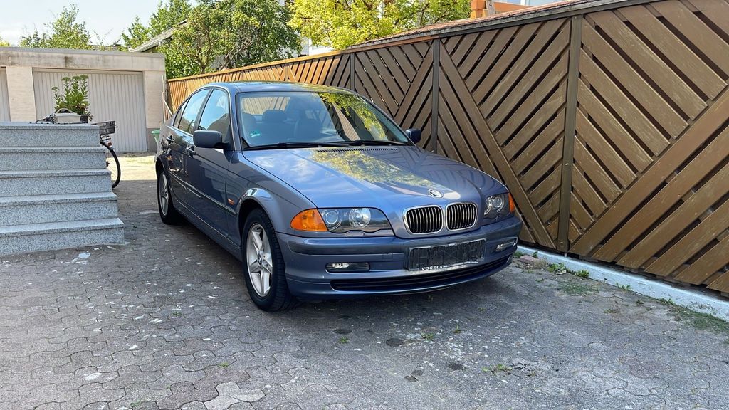 BMW 323 200.000 km 3.550 &euro; Beindersheim 67259