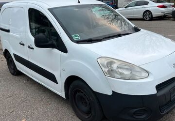 Peugeot Partner 250.000 km 2.999 &euro; Lahr 77933