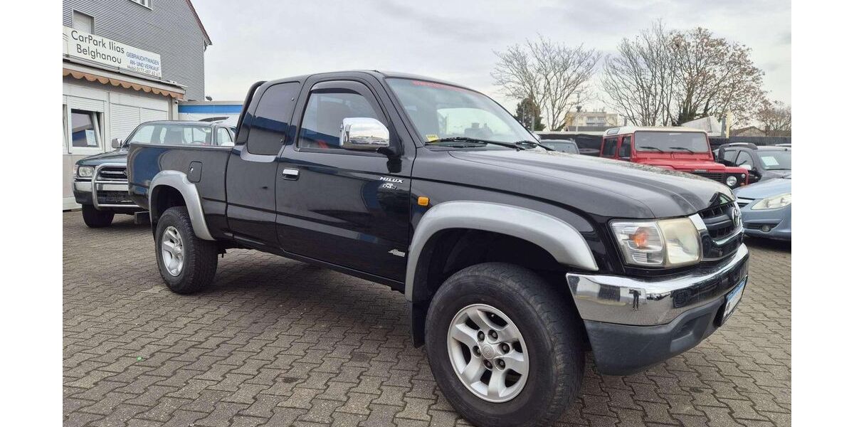 Toyota Hilux 124.000 km 21.900 &euro; Mainz-Kostheim 55246