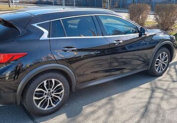 INFINITI QX30 162.300 km 14.490 &euro; Zwickau 08056