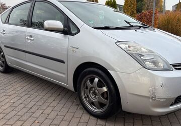 Toyota Prius 163.500 km 4.900 &euro; Erfurt 99085