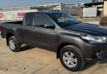 Toyota Hilux 139.556 km 27.500 &euro; Rielasingen-Worblingen 78239
