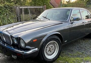 Jaguar XJ 120.795 km 9.450 &euro; Groitzsch 04539