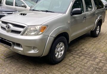 Toyota Hilux 182.000 km 12.200 &euro; Hamburg 20535