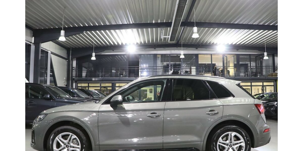 Audi Q5 40 TDI QUATTRO S-LINE SPORT BLACK+ / SCHÖN 146.000 km 31.885 &euro; Hamm 59077