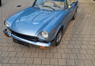 Fiat 124 Spider 100.545 km 15.800 &euro; Langenargen 88085
