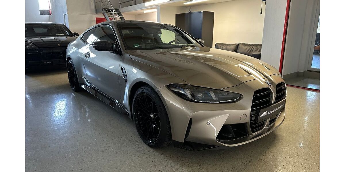 BMW M4 4.900 km 94.990 &euro; Bad Schussenried 88427