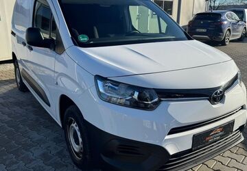 Toyota Proace City 195.000 km 7.990 &euro; Öhringen 74613