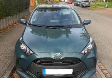 Toyota Yaris 11.391 km 19.100 &euro; Pinneberg 25421