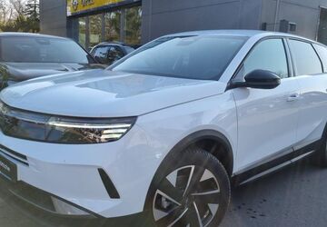 Opel Grandland (X) 2.300 km 32.780 &euro; Potsdam 14480