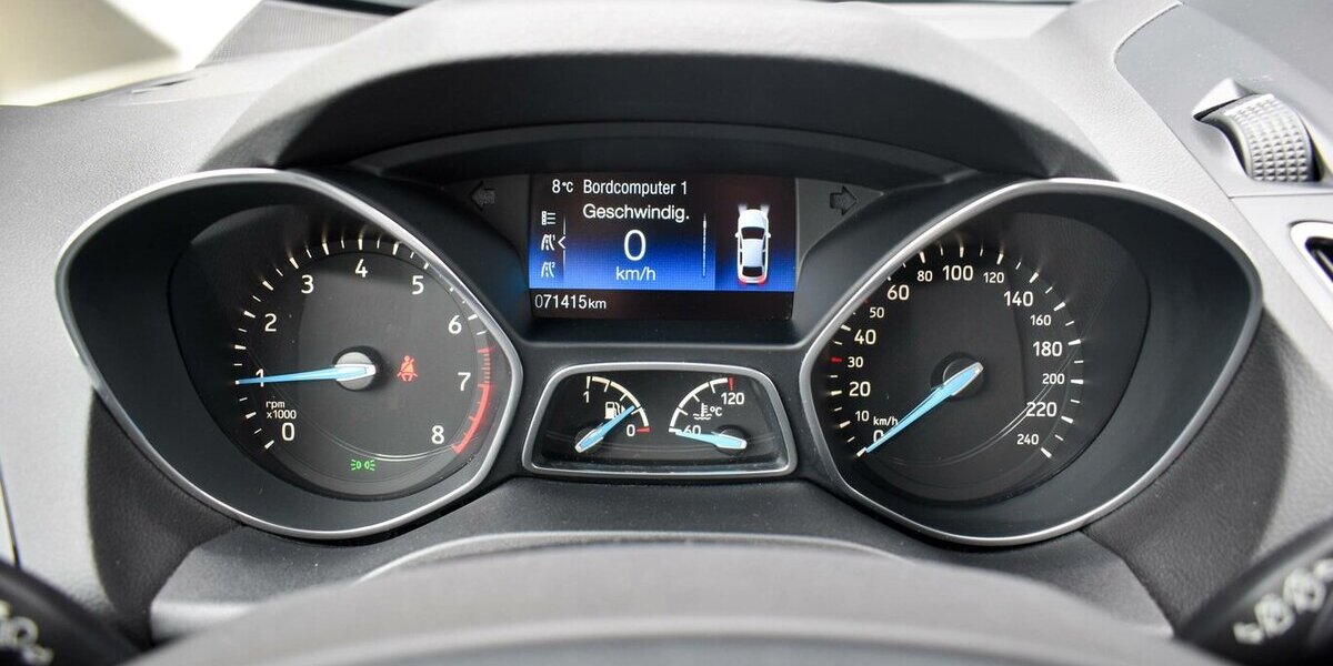 Ford Grand C-MAX Titanium EcoBoost 1.5l M/T 71.415 km 13.450 &euro; Höchberg-Würzburg 97204