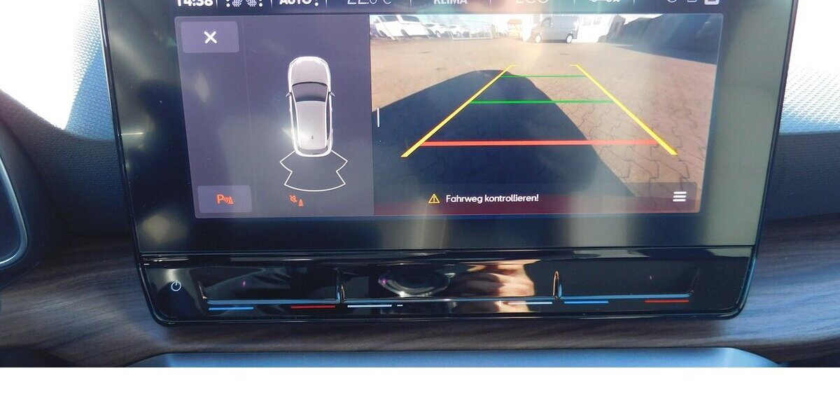 Seat Leon 1.4 Styl TSI Xxcellence DSG Hybrid/Benzin 27.500 km 19.990 &euro; Vordorf 38533