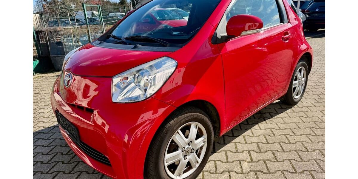 Toyota IQ 142.000 km 3.000 &euro; Zwenkau OT Löbschütz 04442