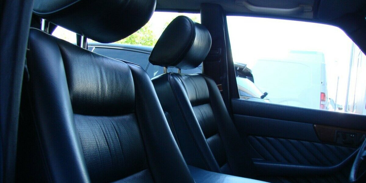 Mercedes-Benz 560 SEL W126 Tempomat Leder Memory Schiebedach 182.855 km 24.980 &euro; Falkensee 14612