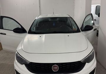 Fiat Tipo 36.000 km 10.500 &euro; Ulm 89075