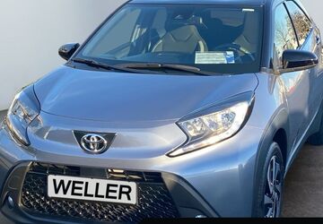 Toyota Aygo (X) 3.693 km 15.690 &euro; Leipzig 04178