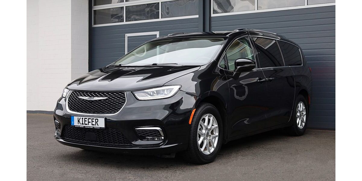 Chrysler Pacifica 111.376 km 25.950 &euro; Rennerod 56477