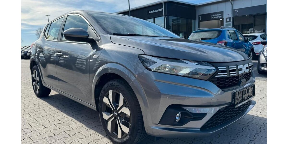 Dacia Sandero 4.900 km 16.990 &euro; Wiesmoor 26639