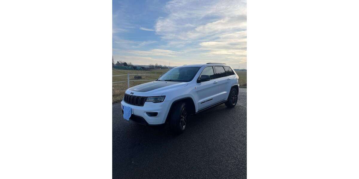 Jeep Grand Cherokee 126.600 km 29.750 &euro; Oschatz, Stadt 04758