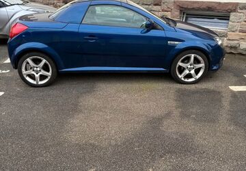 Opel Tigra 167.000 km 2.800 &euro; Breisach 79206