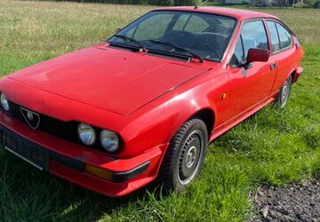 Alfa Romeo GTV 70.340 km 9.900 &euro; Puch 85309