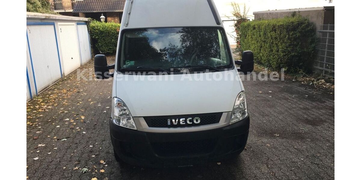 IVECO Andere 380.000 km 3.999 &euro; Aachen 52068