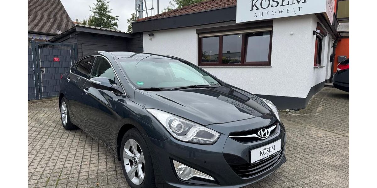 Hyundai i40 102.106 km 8.900 &euro; Müllheim 79379