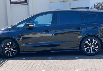 Ford S-Max 63.000 km 29.500 &euro; Osnabrück 49082