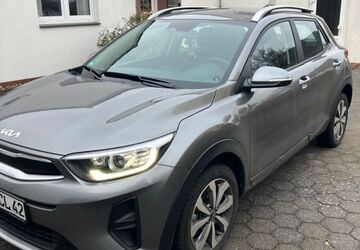 Kia Stonic 7.800 km 20.600 &euro; Bad Salzuflen 32107