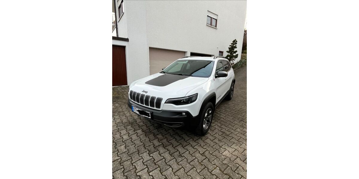 Jeep Cherokee 36.111 km 26.900 &euro; Reutlingen 72760