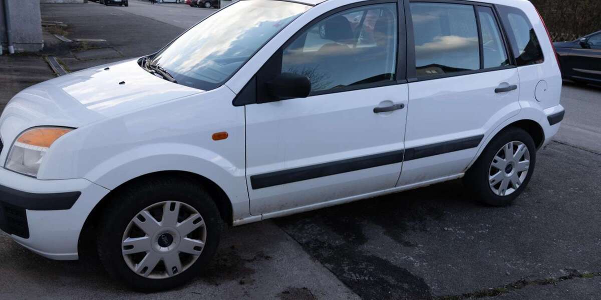 Ford Fusion 192.000 km 999 &euro; Tuttlingen 78532