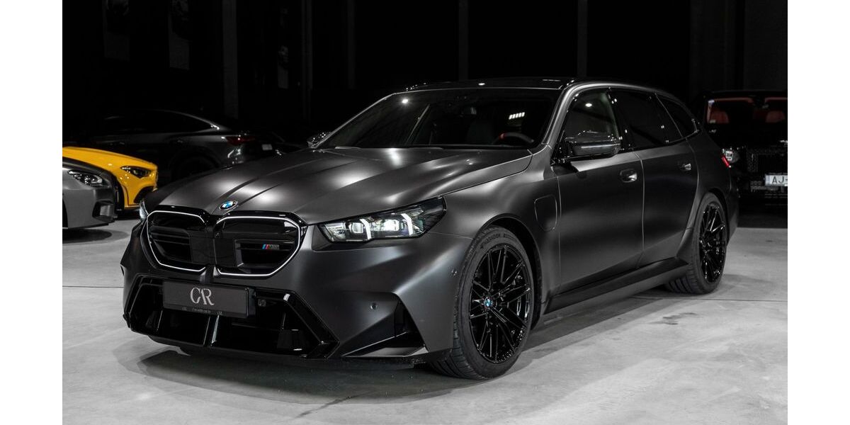 BMW M5 4.000 km 143.000 &euro; Mārupes nov. 