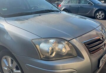 Toyota Avensis 187.000 km 3.500 &euro; Mosbach 74821