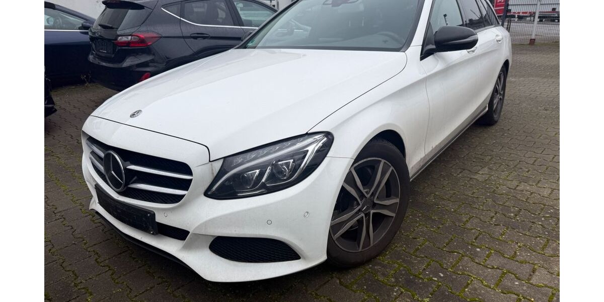 Mercedes-Benz C 250 85.700 km 20.800 &euro; Köln 50767