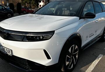 Opel Grandland (X) 1.600 km 45.390 &euro; Biberach 88400