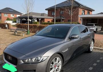 Jaguar XE 186.000 km 11.500 &euro; Pinneberg 25421