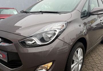 Hyundai ix20 104.000 km 10.950 &euro; Mönchengladbach 41236