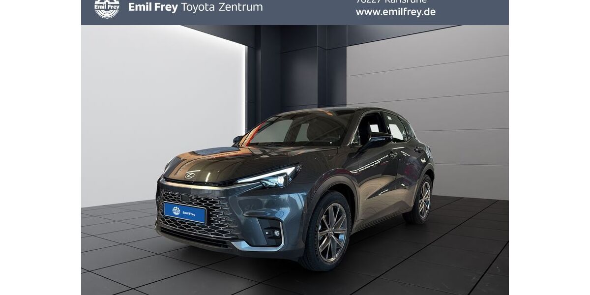 Lexus LBX 10.944 km 37.340 &euro; Karlsruhe 76227