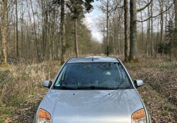 Ford Fusion 134.000 km 3.440 &euro; Künzelsau 74653