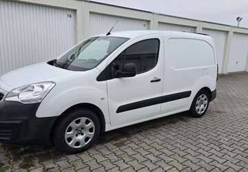 Peugeot Partner 141.009 km 10.500 &euro; Gundelsheim 74831