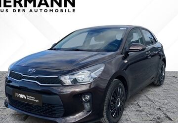 Kia Rio 36.400 km 9.891 &euro; Hildesheim 31135