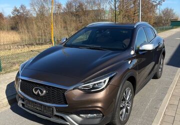 INFINITI Q30 77.177 km 16.999 &euro; Winsen/Luhe 21423