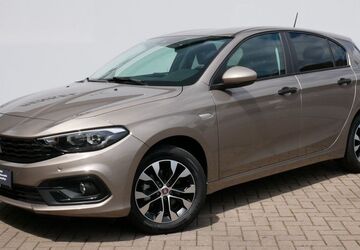 Fiat Tipo 50.696 km 12.931 &euro; Beverungen 37688