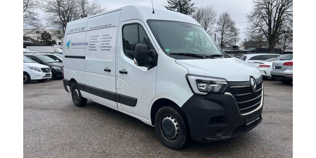 Renault Master 160.000 km 16.900 &euro; München 81243