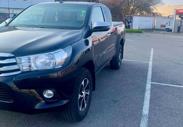 Toyota Hilux 189.633 km 19.400 &euro; Nürnberg 90441