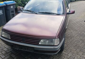 Peugeot 405 122.758 km 899 &euro; Büchel 56823